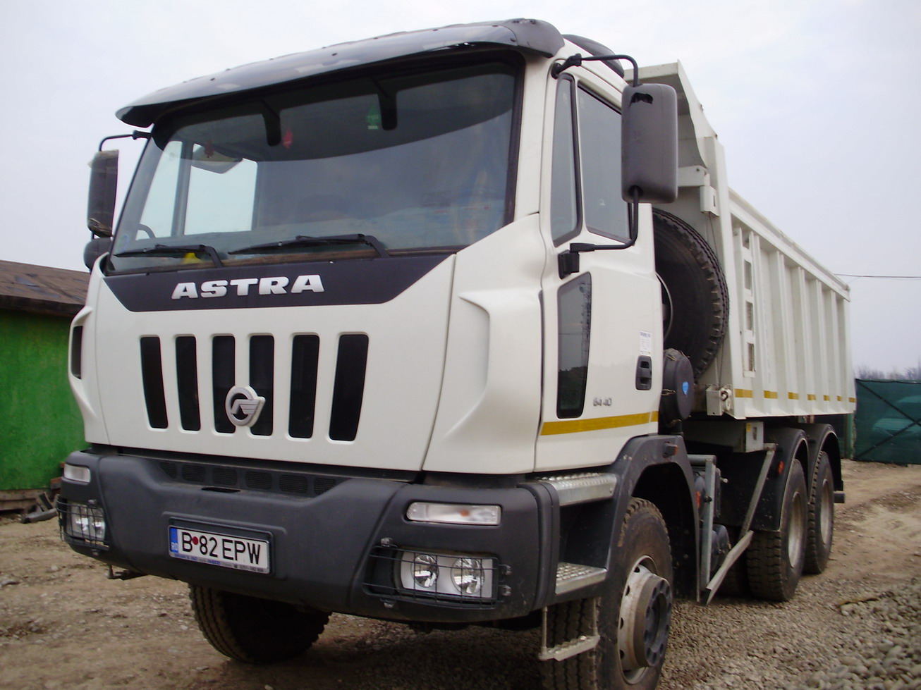 Vand sau cedez leasing iveco astra hd8